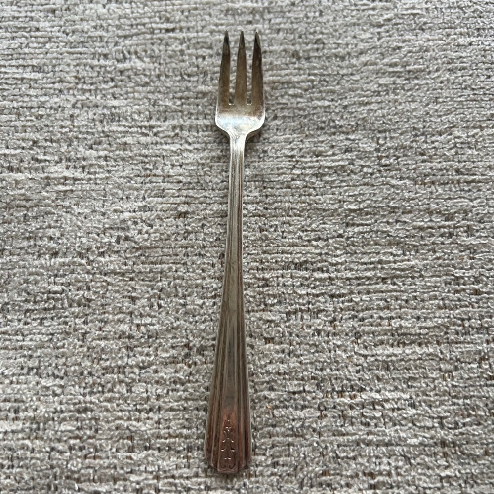 Avon Silver Plate Cocktail Fork Vintage Three Tine Appetizer Seafood Fork‎